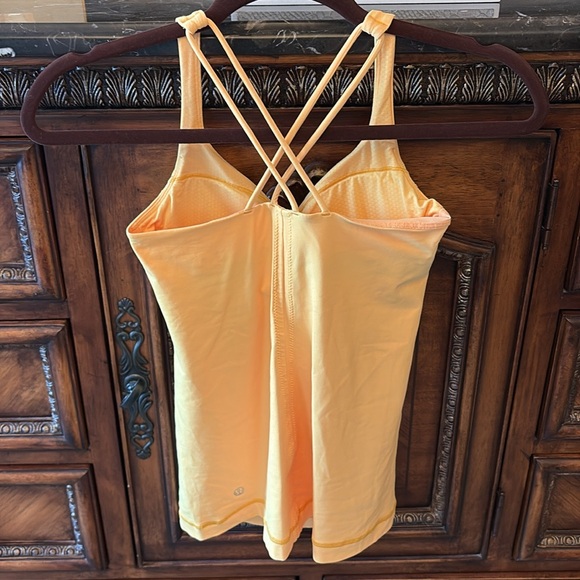 Lululemon Top - Picture 2 of 6